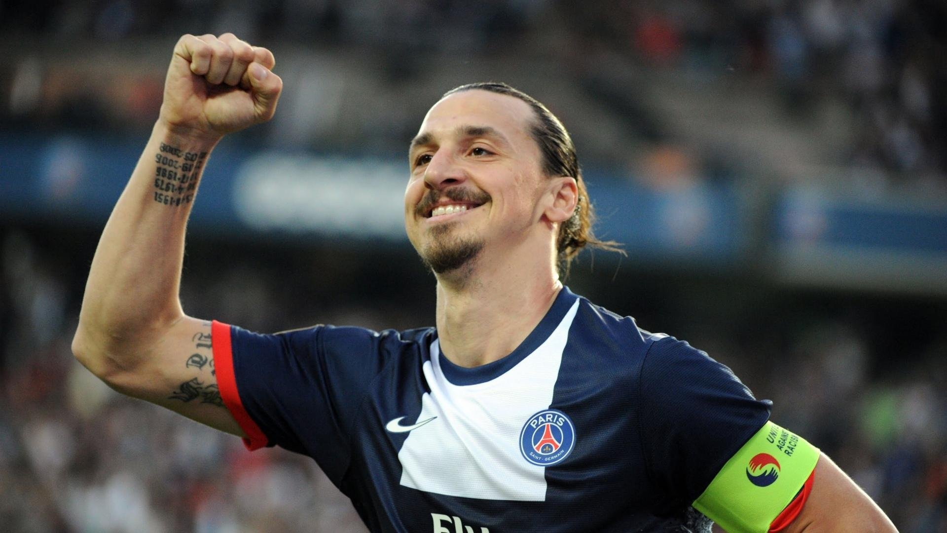 西甲比赛节奏快，精彩瞬间频繁出现，精彩操作令人振奋，西甲的赛制